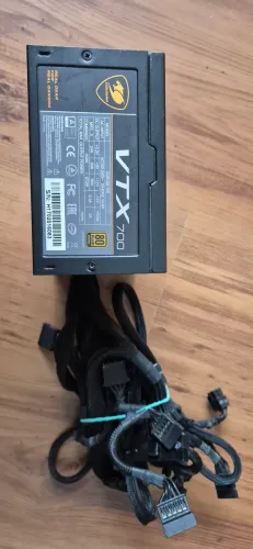 Fonte Cougar vtx 700