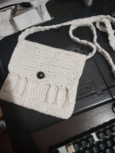 Bolsa de crochê nova
