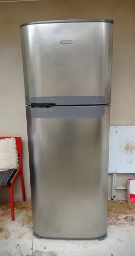 Geladeira 470 L inox.