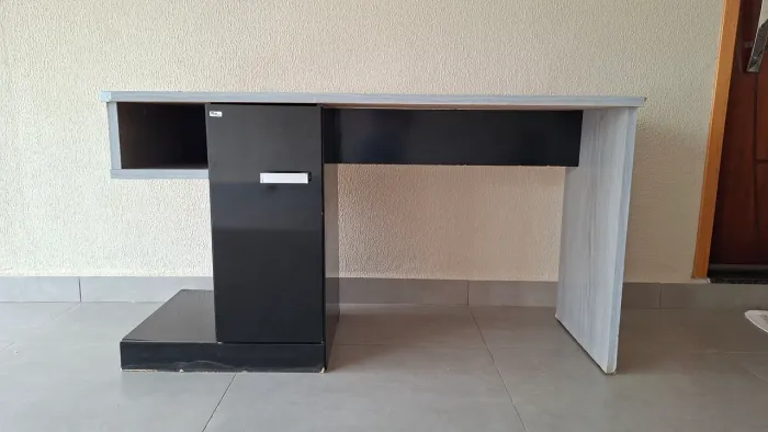 Escrivaninha / Mesa para Escritório