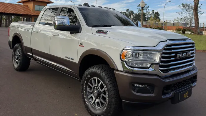 Ram 3500 Limited Longhorn 6.7 TB CD Diesel 2024