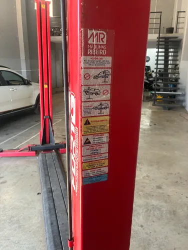 Elevador automotivo 