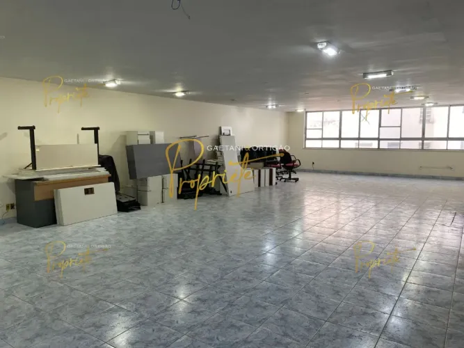Sala Comercial para Alugar R$ 3.000 120m² Centro Próx. VLT e Praça Mauá