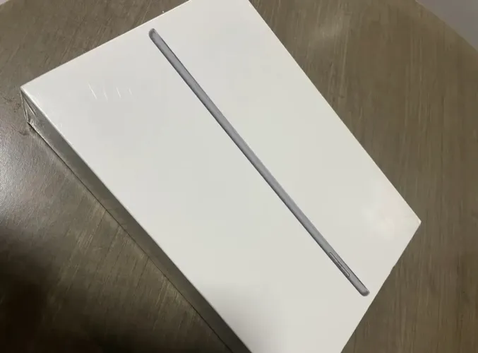 Apple iPad Wifi 9th Geração Cinza Espacial A2602 64GB 10.2 "
