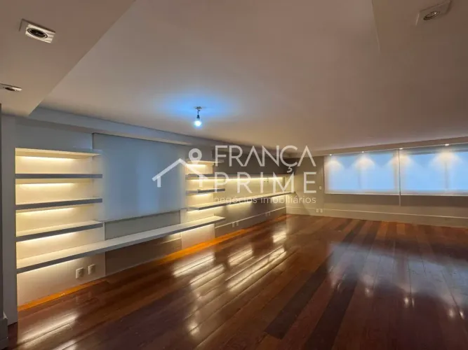 Apartamento à Venda no Jardim Europa, 3 Dormitórios ,2 Suítes, 2 Vagas, Condomínio Pinheir