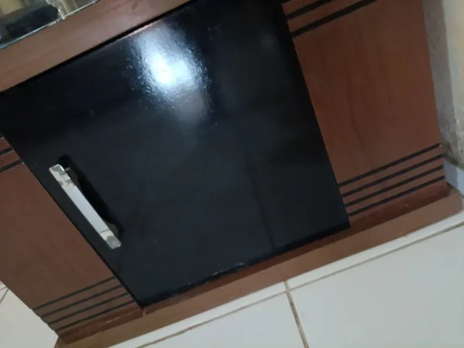 CRISTALEIRA EM ÓTIMO ESTADO!
