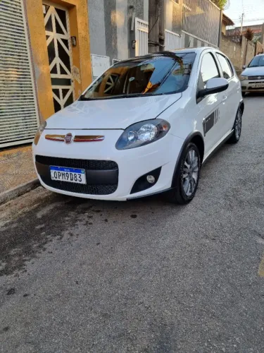 Fiat Palio Sporting 1.6 Flex 16V 5P 2013