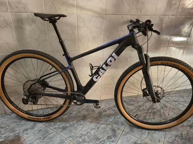 Bike Caloi Elite Sport Carbon Shimano SLX 12V