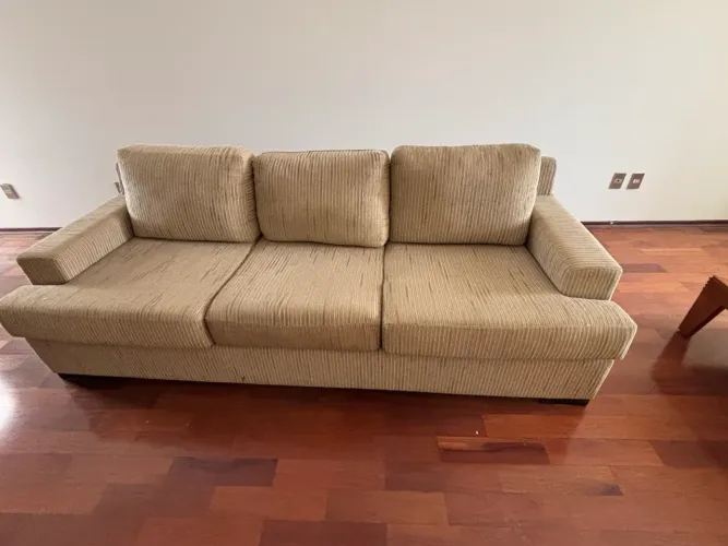 Sofá de 3 Lugares - Conforto, Qualidade e Elegância