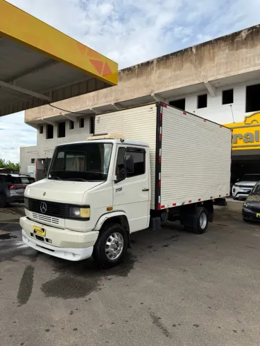 MERCEDES 710 PLUS