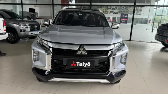 Mitsubishi L200 Triton Sport HPE-S 2.4 CD Dies. AUT 2024