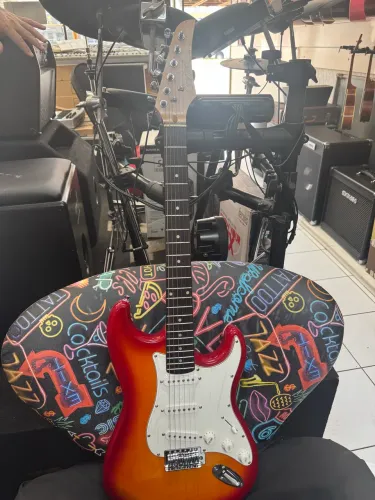Guitarras Condor Strato RX10