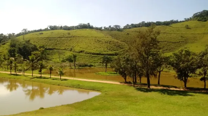 Fazenda 194ha Piraí-RJ - Haras completo, 14 baias, piscina, 100km RJ