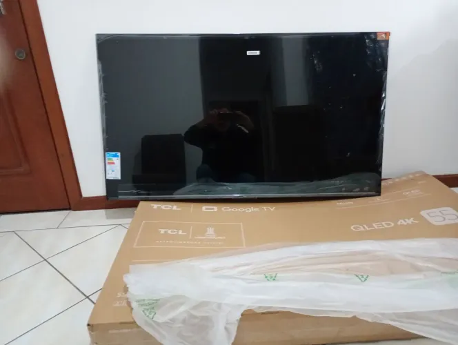 Vendo TV TCL 55 polegadas Qled UHD 4K - Nova na caixa - Preço especial 