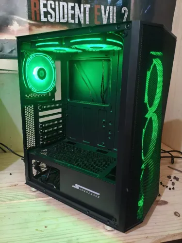 Gabinete + 6 Fans ARGB - Semi Novo