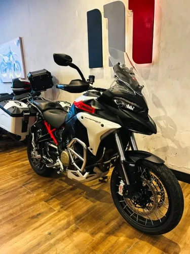 Multistrada 1160 V4 Rally 2024