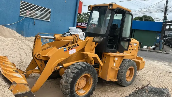 PÁ CARREGADEIRA XGMA XG918 - TOP DE SERVIÇO EM Manaus