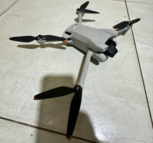 Drone dji mini 3