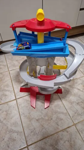 Torre patrulha canina