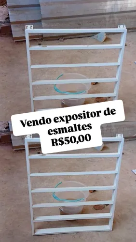 Expositor de esmalte