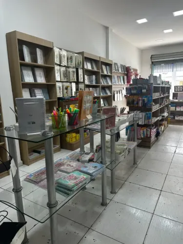 ESTOQUE DE PAPELARIA À VENDA - MERCADORIAS VARIADAS