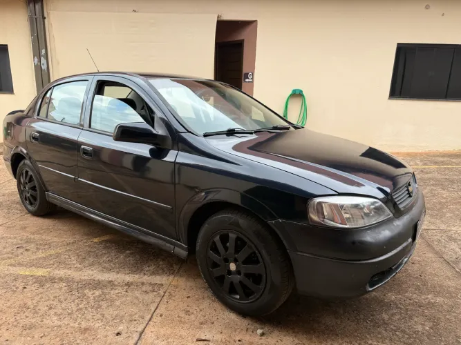 Chevrolet Astra Sedan 2.0/cd/ Expres.gls 2.0 8V 4P 2000