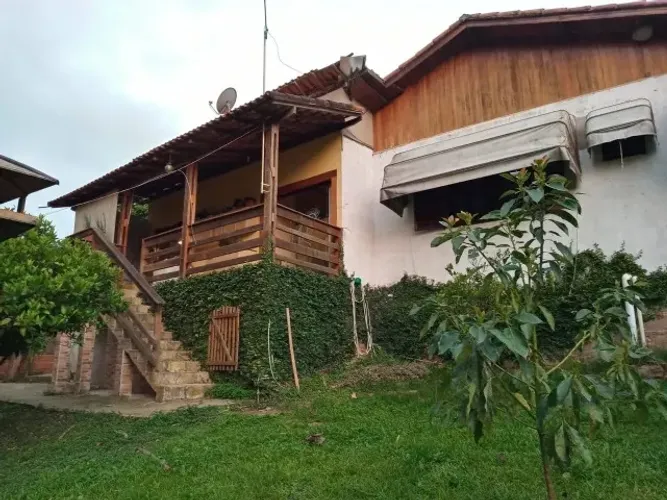 Oportunidade!! Incrível chácara de 6.000m2 em bairro nobre de Delfim Moreira-MG 
