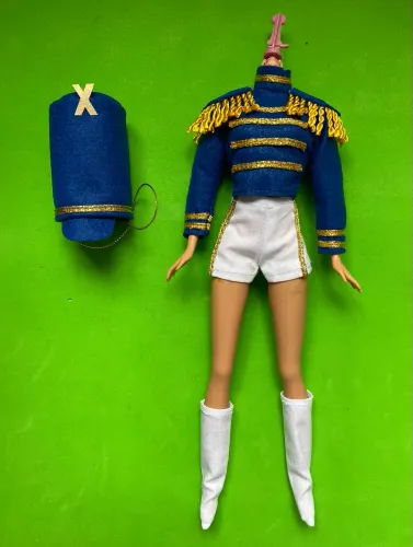 Roupinha boneca Paquita Xuxa tamanho Barbie 