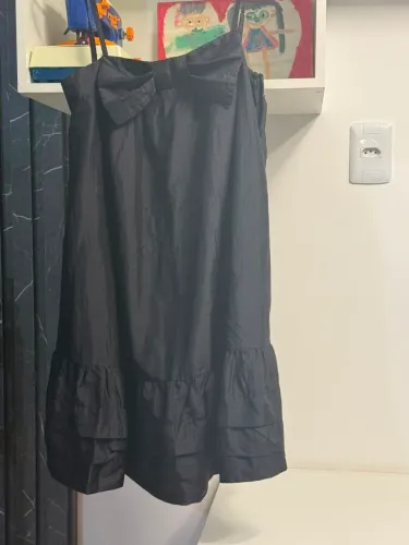 Vestido com laço balonê