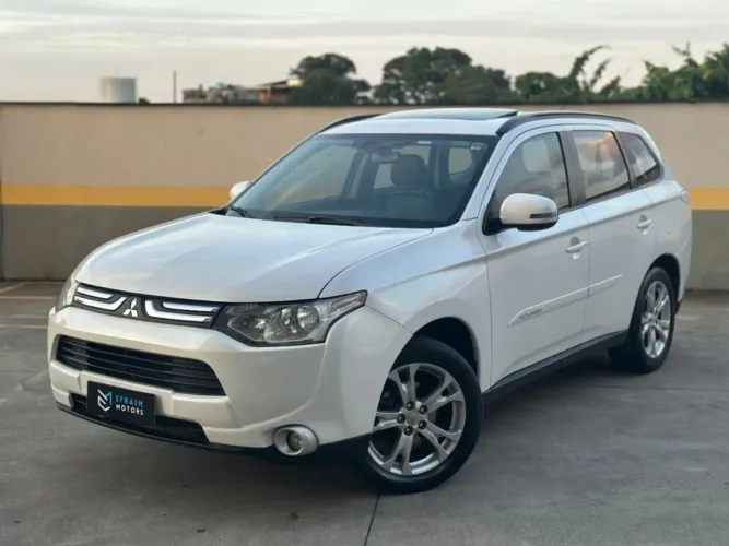 Mitsubishi Outlander 2.0 16V 160cv Aut. 2015