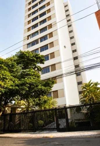 Apartamento Higienópolis/Centro, AMPLO QT e Sala, And. Alto, Vista Panorâmica p/ Boulevard
