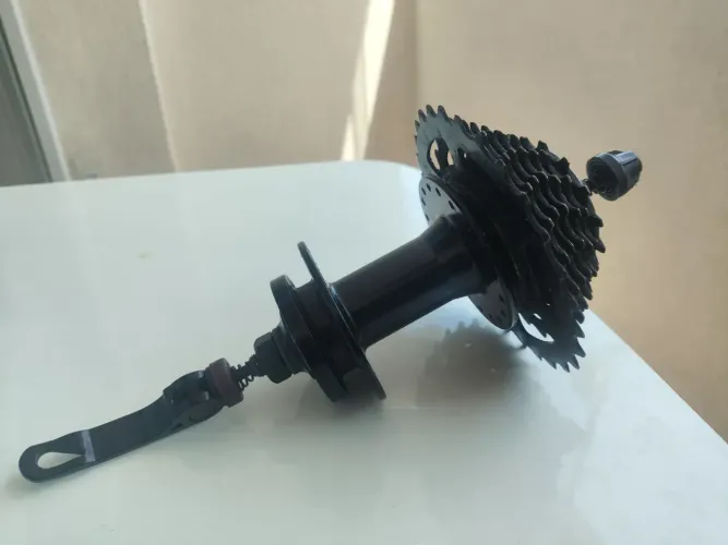 Cubo de bicicleta com catraca de marcha de 7 velocidades