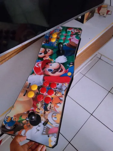 Fliperama com jogos retrô