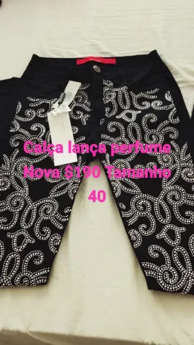 Calça lança perfume