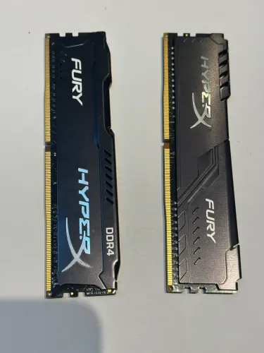 Memória RAM DDR4 HyperX Fury 2400MHz 16GB - 2 pentes de 8GB