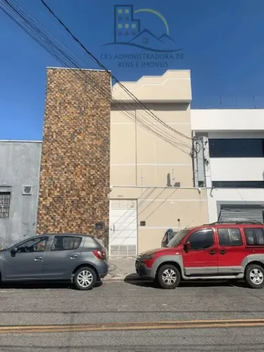 APARTAMENTO EM CONDOMINIO FECHADO, COM 01 DORMITORIO, SALA, COZINHA E AREA DE SERVIÇO, SEM