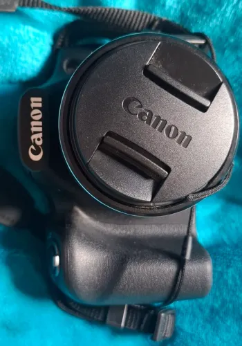 Canon PowerShot SX520 HS
