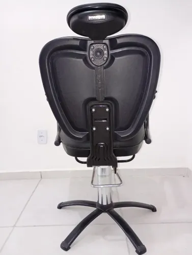 CADEIRA DE BARBEIRO DOMPELL