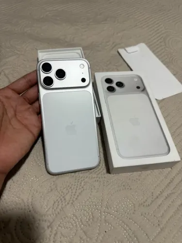 iPhone 17 pro max 256gb