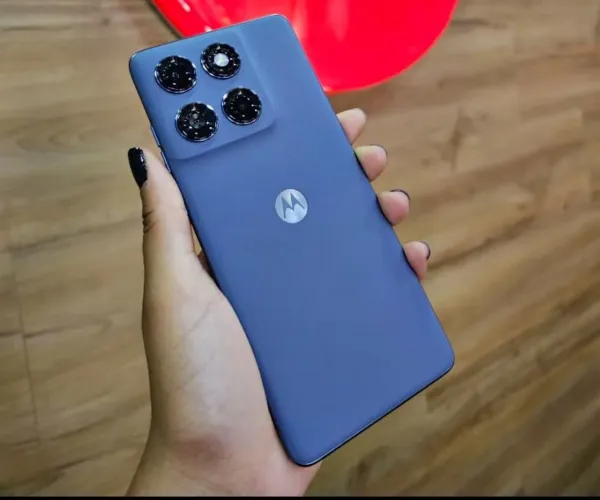 Motorola Edge 60 512gb aceito troca por aparelhos inferiores e volta em dinheiro 