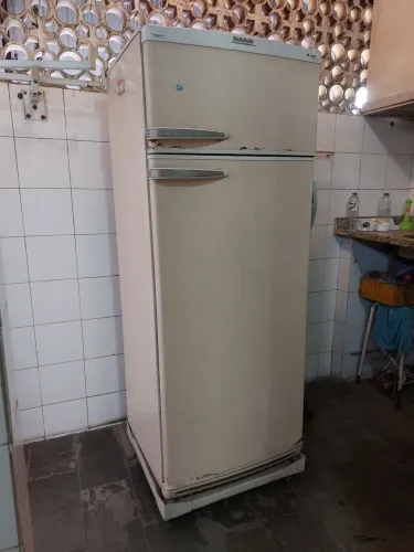 Geladeira Duplex Dako