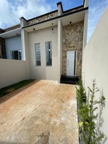 Casa Térrea 70m2 2 Dorms 1 Suíte, Sala, Cozinha Americana c/Balcão de Granito, Banheiros c