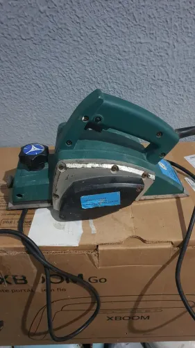 Vendo plaina elétrica funcionando perfeitamente