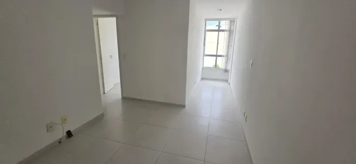Apartamento para aluguel possui 45 metros quadrados com 1 quarto