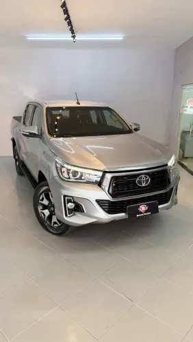 Toyota Hilux CD SRX 4X4 2.8 TDI 16V Diesel Aut. 2016