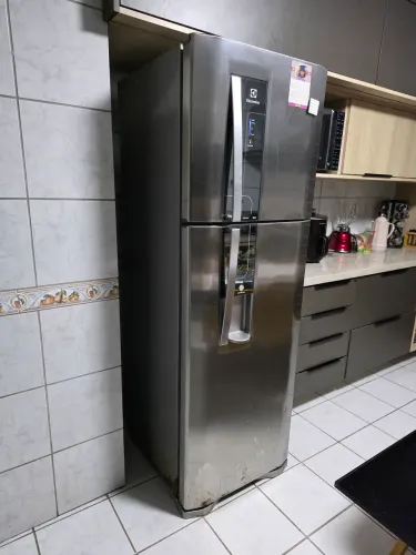 Geladeira Electrolux frost free 382lt