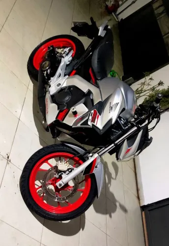 CB TWISTER 250f