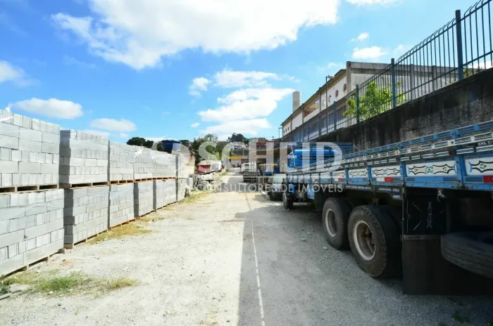 Terreno a venda na região do Sabará