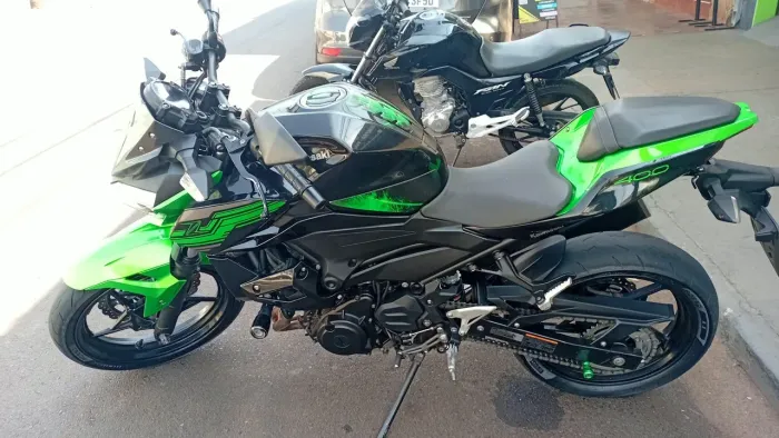 Z400 2020