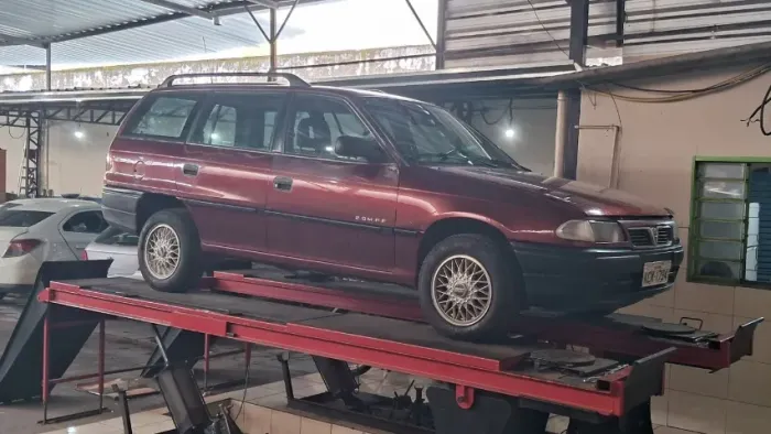 Chevrolet Astra GLS 2.0 MPFI 1995